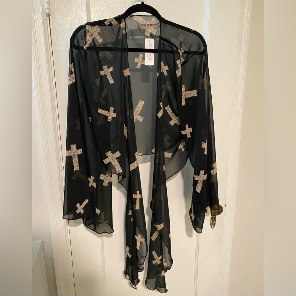 Women’s sheer summer top